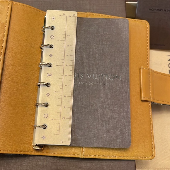 Louis Vuitton PM Denim Agenda with Original Paper - Picture 3 of 9